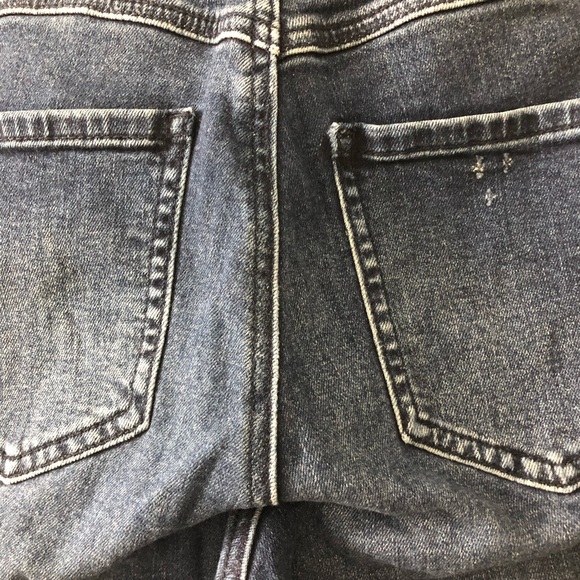 GUESS Los Angeles Blue Denim Jeans Size 27 Zipper Pockets - Picture 5 of 7